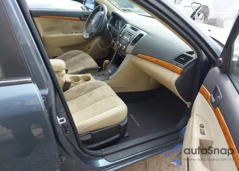 2009 Hyundai Sonata Gls from USA, damaged, VIN 5NPET46C59H480526